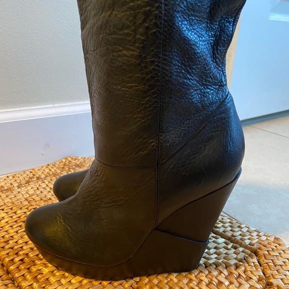 ALDO Haumesser Black Leather Wedge Pull-On Boots - Picture 3 of 4